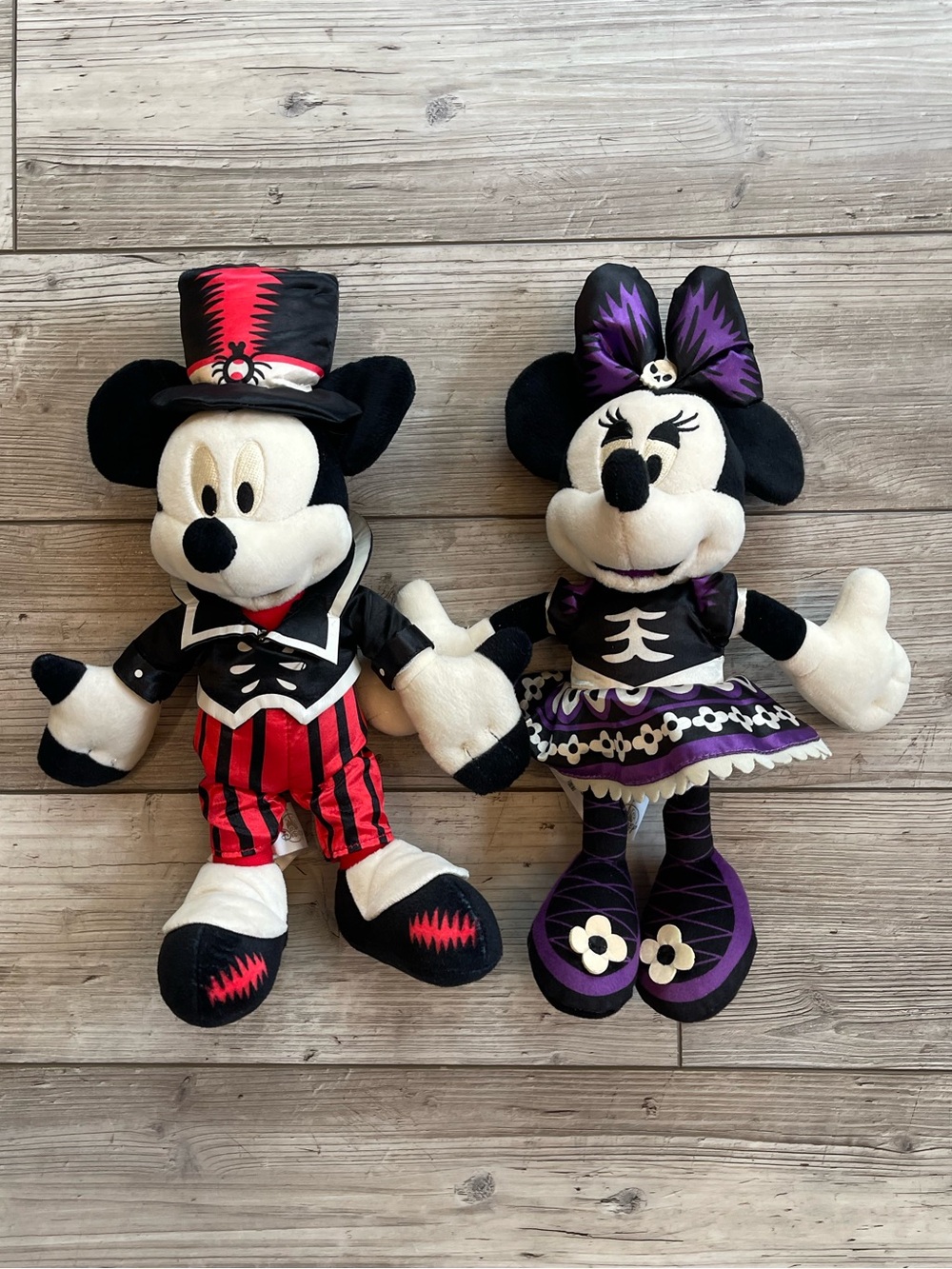 Disney | Disneyland Paris Mickey & Minnie Halloween Pluses | Bundle: Set of 2